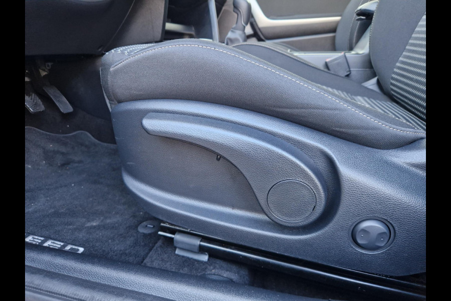 Kia Ceed Sportswagon 1.0 T-GDi DynamicLine | Climate | Navi | Camera | Cruise | Licht- en Regensensor |