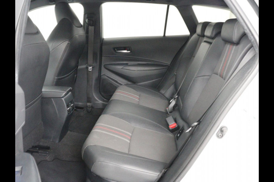 Toyota Corolla 2.0 Hybrid GR-Sport | Stoelverwarming | Adaptive cruise | Sportstoelen | Carplay | Camera | Park Assist | DAB | Keyless | Full LED | Half leder | Climate control