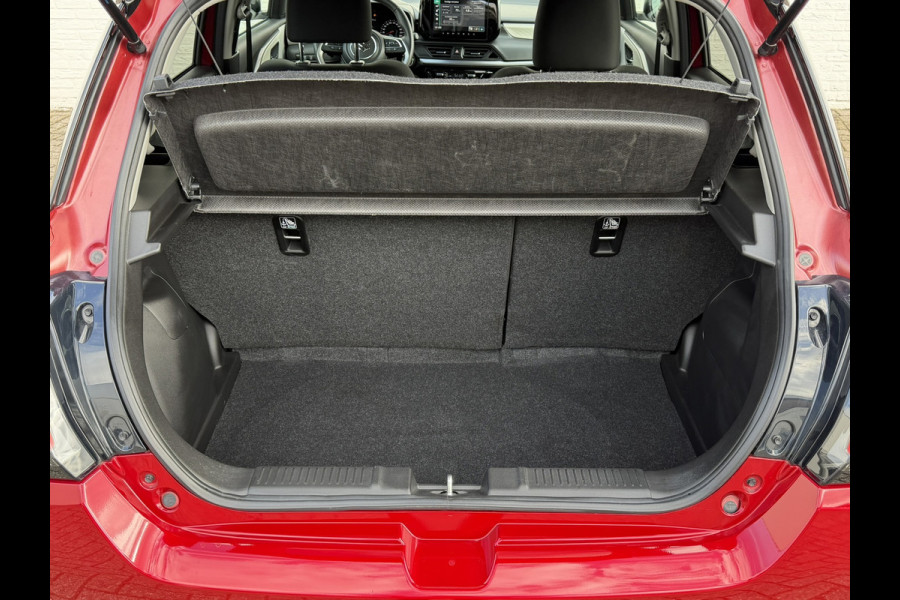 Suzuki Swift 1.2 Style Smart Hybrid Automaat Adaptive Cruise Climate control LED Navi Apple / Android Achteruitrijcamera