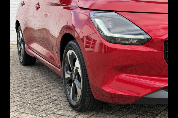 Suzuki Swift 1.2 Style Smart Hybrid Automaat Adaptive Cruise Climate control LED Navi Apple / Android Achteruitrijcamera