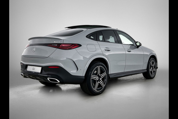 Mercedes-Benz GLC Coupé 300e 4MATIC Sport Edition | Premium Plus | Nightpakket | Winterpakket | Trekhaak | AMG spoiler | 20 inch AMG velgen | Panoramaschuifdak | Burmester® 3D sound systeem | Augmented Reality navigatie | Head-up display |