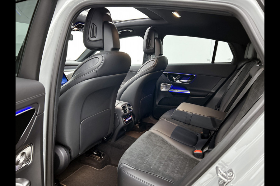 Mercedes-Benz GLC Coupé 300e 4MATIC Sport Edition | Premium Plus | Nightpakket | Winterpakket | Trekhaak | AMG spoiler | 20 inch AMG velgen | Panoramaschuifdak | Burmester® 3D sound systeem | Augmented Reality navigatie | Head-up display |