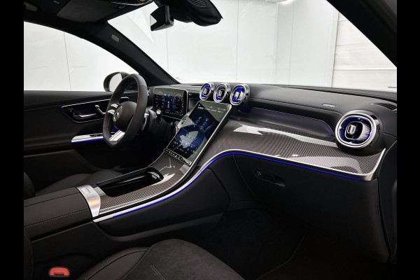 Mercedes-Benz GLC Coupé 300e 4MATIC Sport Edition | Premium Plus | Nightpakket | Winterpakket | Trekhaak | AMG spoiler | 20 inch AMG velgen | Panoramaschuifdak | Burmester® 3D sound systeem | Augmented Reality navigatie | Head-up display |