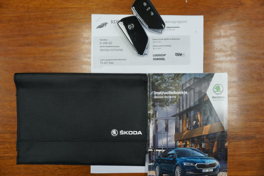 Škoda Octavia Combi 1.0 TSI Business Ed.Plus/Virtual Cockpit/18Inch.LM /Stoelverwarming.
