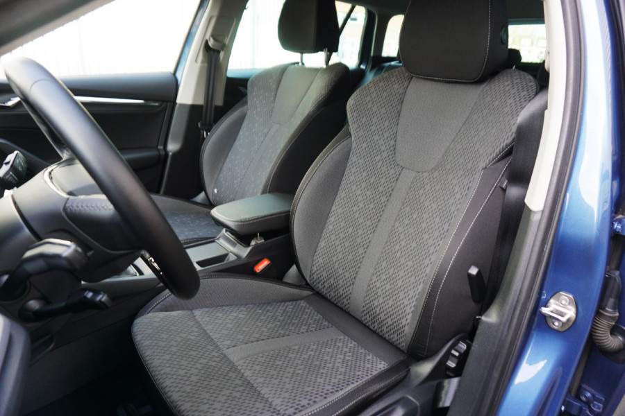 Škoda Octavia Combi 1.0 TSI Business Ed.Plus/Virtual Cockpit/18Inch.LM /Stoelverwarming.