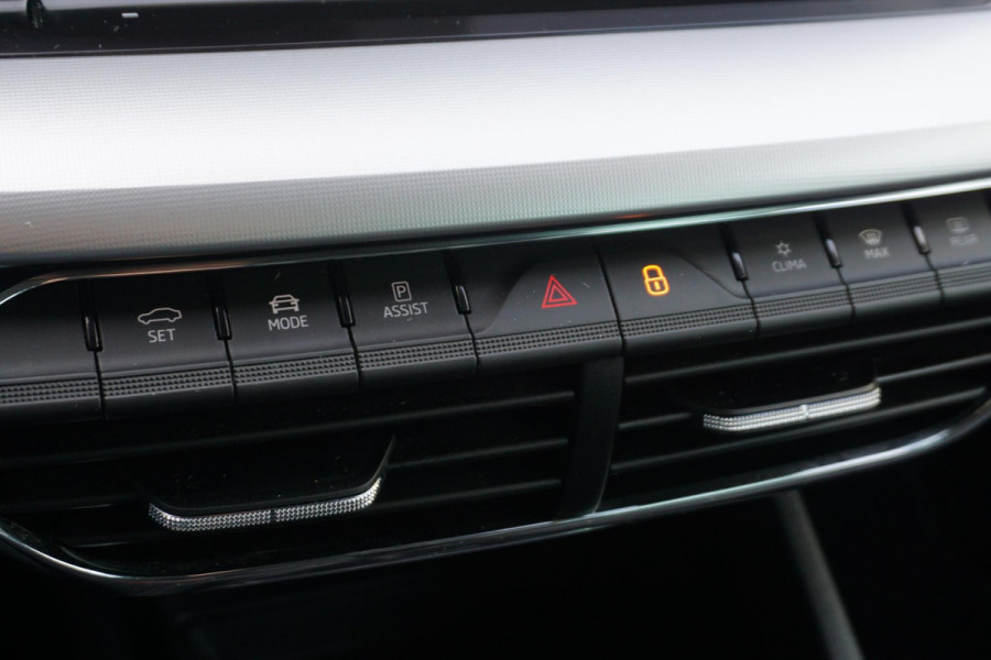 Škoda Octavia Combi 1.0 TSI Business Ed.Plus/Virtual Cockpit/18Inch.LM /Stoelverwarming.