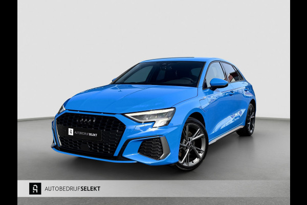 Audi A3 Sportback 40 TFSI e S-line | Matrix LED | Trekhaak | Elektr. stoelen | Camera | Carplay | Sfeer | ACC | Elektr. achterklep