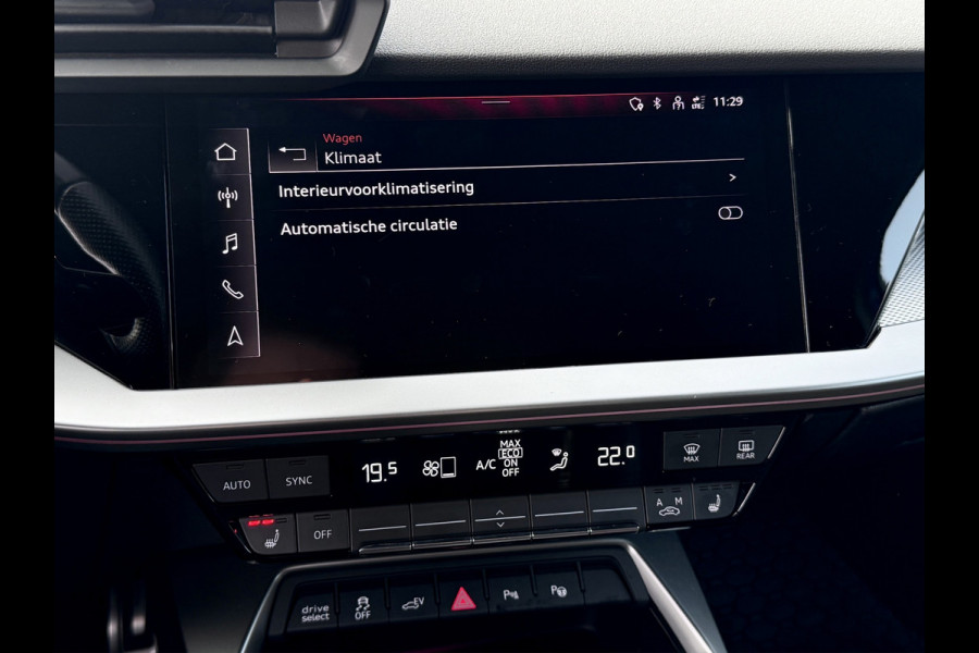 Audi A3 Sportback 40 TFSI e S-line | Matrix LED | Trekhaak | Elektr. stoelen | Camera | Carplay | Sfeer | ACC | Elektr. achterklep