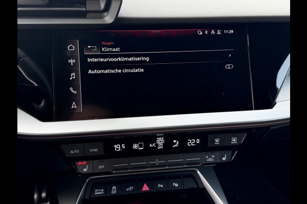 Audi A3 Sportback 40 TFSI e S-line | Matrix LED | Trekhaak | Elektr. stoelen | Camera | Carplay | Sfeer | ACC | Elektr. achterklep