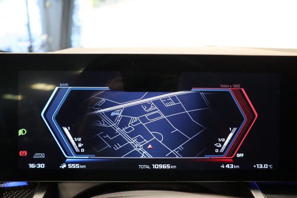 BMW 5 Serie M5  Carbon Pack Co-Pilot Live Cockpit  Professional 1st eigenaar NAP ! 2e Paasdag geopend van 12.00 tot 17:00u !