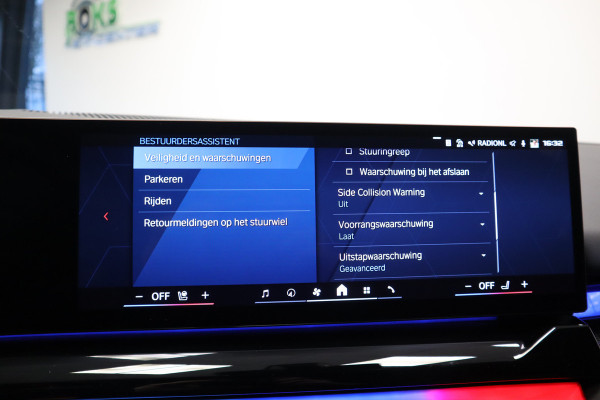 BMW 5 Serie M5  Carbon Pack Co-Pilot Live Cockpit  Professional 1st eigenaar NAP ! 2e Paasdag geopend van 12.00 tot 17:00u !