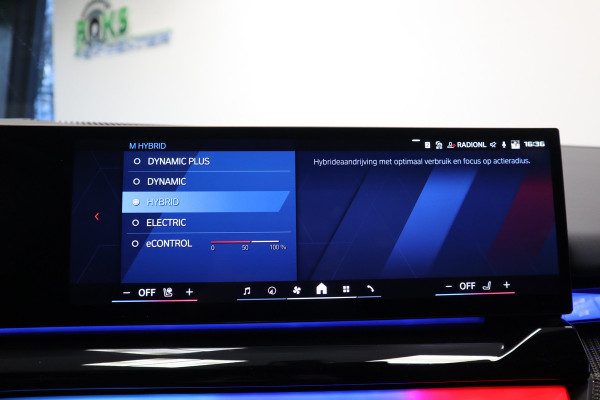 BMW 5 Serie M5  Carbon Pack Co-Pilot Live Cockpit  Professional 1st eigenaar NAP ! 2e Paasdag geopend van 12.00 tot 17:00u !