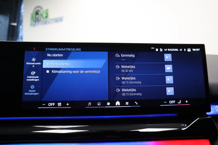 BMW 5 Serie M5  Carbon Pack Co-Pilot Live Cockpit  Professional 1st eigenaar NAP ! 2e Paasdag geopend van 12.00 tot 17:00u !