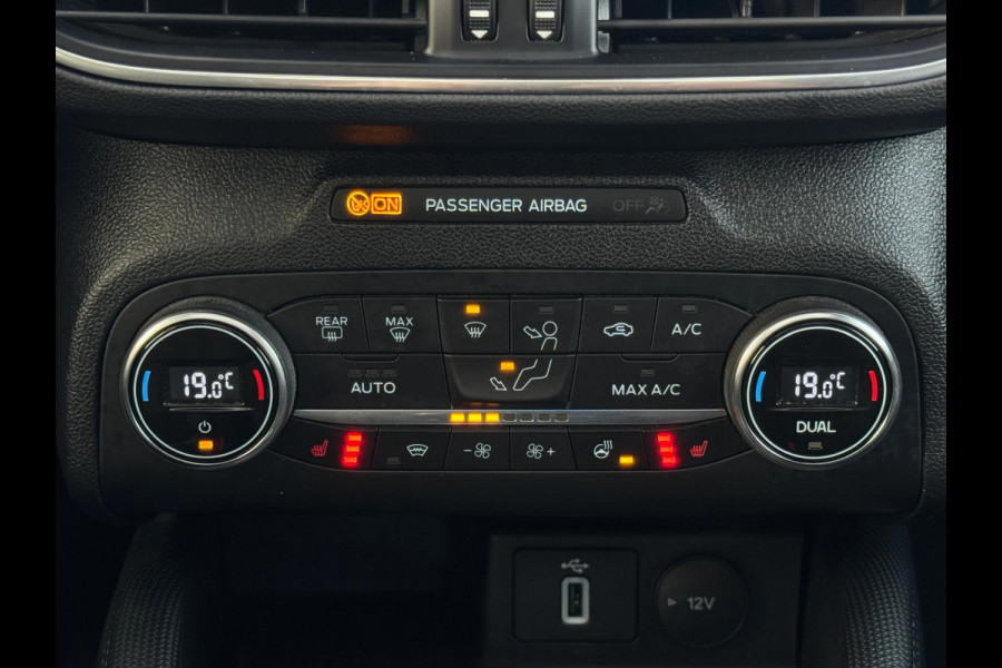 Ford FOCUS Wagon 1.0 EcoBoost Hybrid Active X Business, panoramadak, stoelverwarming, dealer onderhouden, 1 e eigenaar, NLauto nap