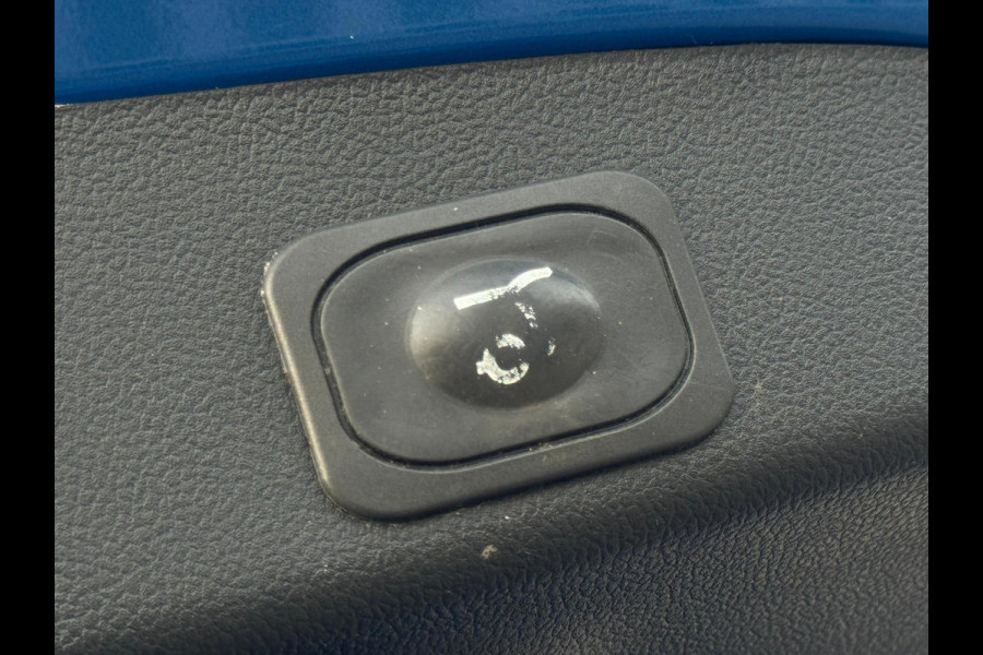 Ford FOCUS Wagon 1.0 EcoBoost Hybrid Active X Business, panoramadak, stoelverwarming, dealer onderhouden, 1 e eigenaar, NLauto nap