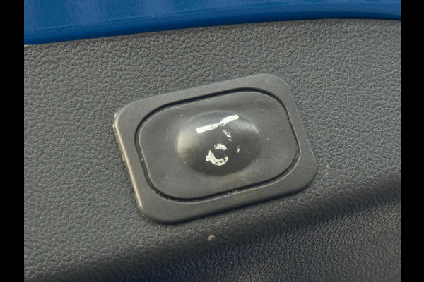 Ford FOCUS Wagon 1.0 EcoBoost Hybrid Active X Business, panoramadak, stoelverwarming, dealer onderhouden, 1 e eigenaar, NLauto nap