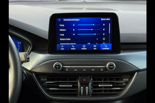 Ford FOCUS Wagon 1.0 EcoBoost Hybrid Active X Business, panoramadak, stoelverwarming, dealer onderhouden, 1 e eigenaar, NLauto nap