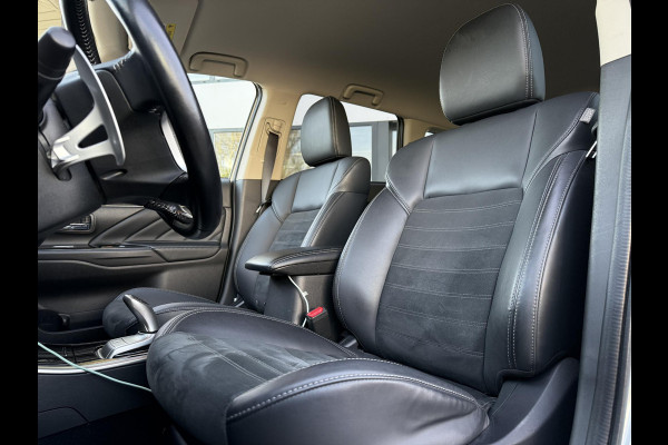 Mitsubishi Outlander Aut. 2.4 PHEV Intense | Apple Carplay | Camera | Stoel Verwarming |
