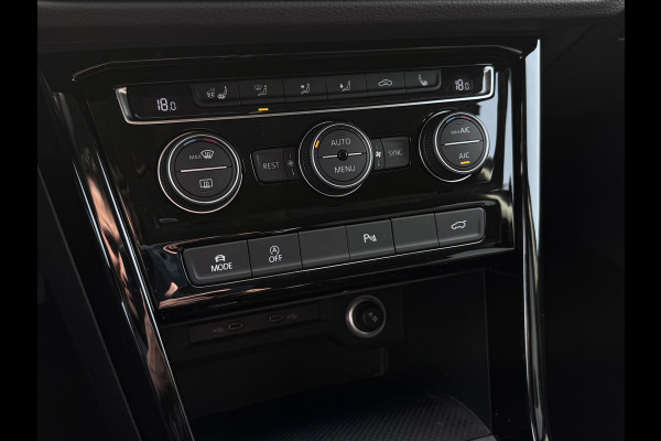 Volkswagen Touran 1.4 TSI Comfortline 7 persoons | Massage | Carplay | Dealer onderhouden | Stoel + stuur verwarming | Automaat