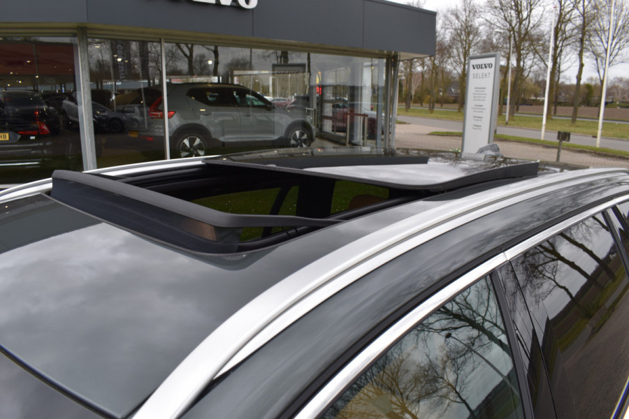 Volvo V60 T6 350PK Plug-in hybrid AWD Ultra Dark | Demo | Blis | Stoelventilatie | Massage Stoelen | Panodak | 360 Camera | B&W
