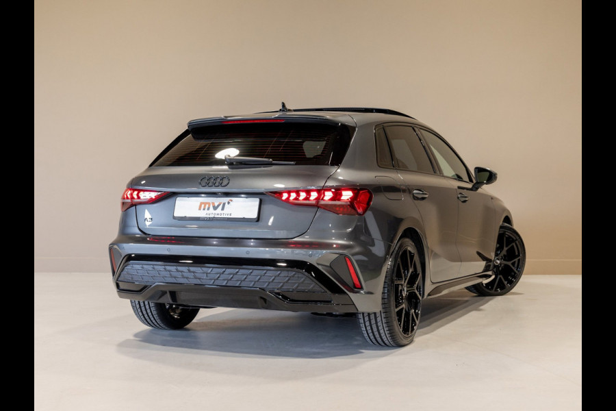 Audi A3 Sportback 35 TFSI S edition / 150pk / Panorama dak / Sonos / Achteruitrij camera /