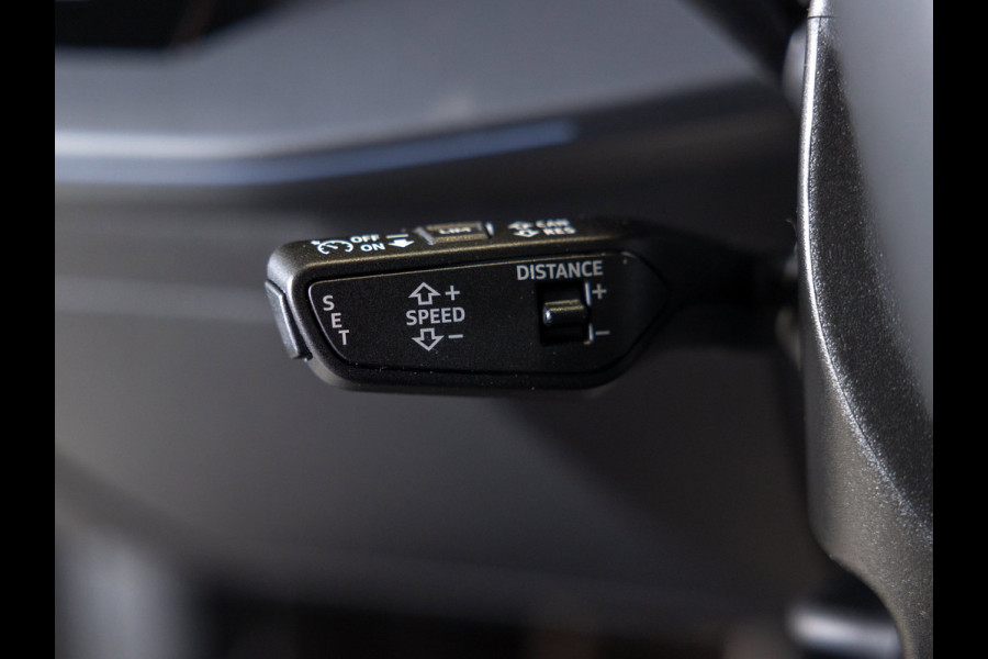 Audi A3 Sportback 35 TFSI S edition / 150pk / Panorama dak / Sonos / Achteruitrij camera /