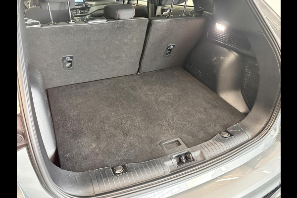 Ford Kuga 2.5 PHEV ST-Line Automaat Navigatie Apple Carplay/Android Auto Camera Parkeersensoren Cruise Control Stoel-en stuurverwarming Virtual Cockpit Climate Control