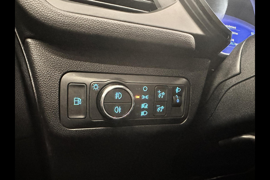 Ford Kuga 2.5 PHEV ST-Line Automaat Navigatie Apple Carplay/Android Auto Camera Parkeersensoren Cruise Control Stoel-en stuurverwarming Virtual Cockpit Climate Control