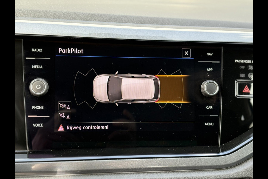 Volkswagen Polo 1.0 TSI Highline | Navi, Climate, Stoelverw., PDC, 15'' LMV | Onderhoudshistorie aanwezig! |