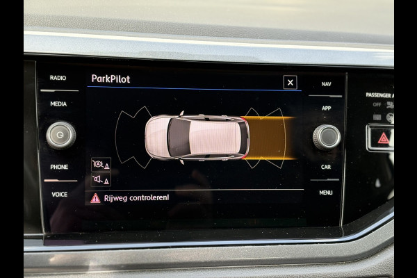 Volkswagen Polo 1.0 TSI Highline | Navi, Climate, Stoelverw., PDC, 15'' LMV | Onderhoudshistorie aanwezig! |