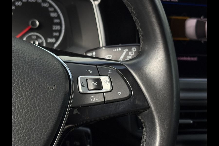 Volkswagen Polo 1.0 TSI Highline | Navi, Climate, Stoelverw., PDC, 15'' LMV | Onderhoudshistorie aanwezig! |