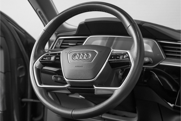 Audi e-tron 55 Quattro Advanced 95 kWh Pano 360° Memory