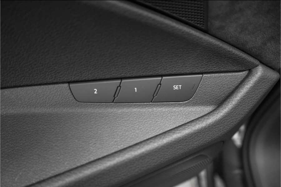 Audi e-tron 55 Quattro Advanced 95 kWh Pano 360° Memory