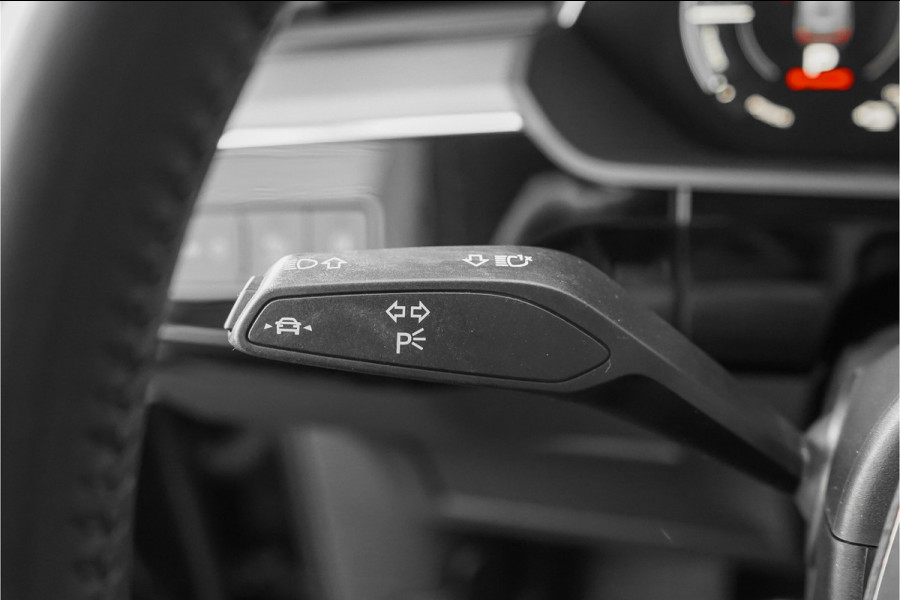 Audi e-tron 55 Quattro Advanced 95 kWh Pano 360° Memory