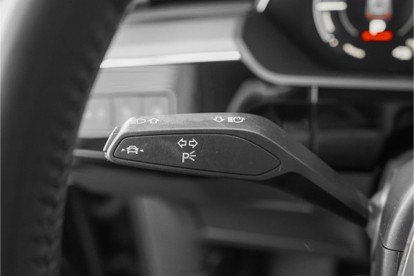 Audi e-tron 55 Quattro Advanced 95 kWh Pano 360° Memory