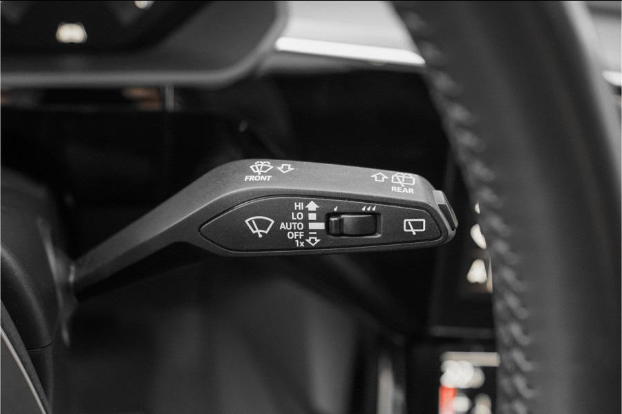 Audi e-tron 55 Quattro Advanced 95 kWh Pano 360° Memory
