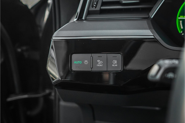 Audi e-tron 55 Quattro Advanced 95 kWh Pano 360° Memory