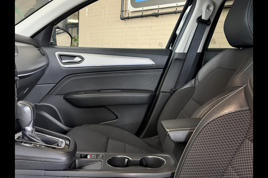 Renault Arkana 1.3 TCe Intens 140pk | Groot Navi | Bose | 18" | ACC | Blindspot | Camera | 100% dealer onderhouden!