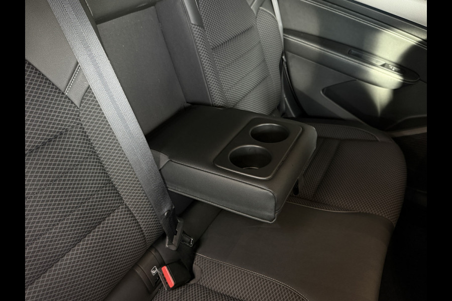 Renault Arkana 1.3 TCe Intens 140pk | Groot Navi | Bose | 18" | ACC | Blindspot | Camera | 100% dealer onderhouden!