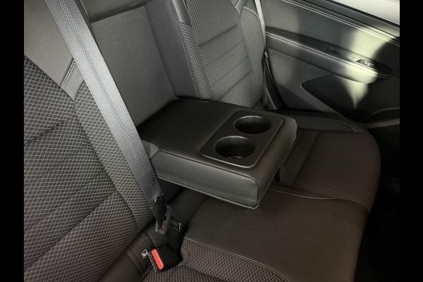 Renault Arkana 1.3 TCe Intens 140pk | Groot Navi | Bose | 18" | ACC | Blindspot | Camera | 100% dealer onderhouden!