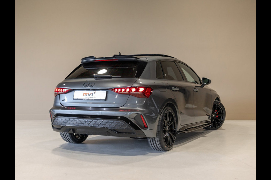 Audi A3 Sportback 35 TFSI S edition / 150pk / Maxton / Panorama dak / Sonos / Achteruitrij camera /