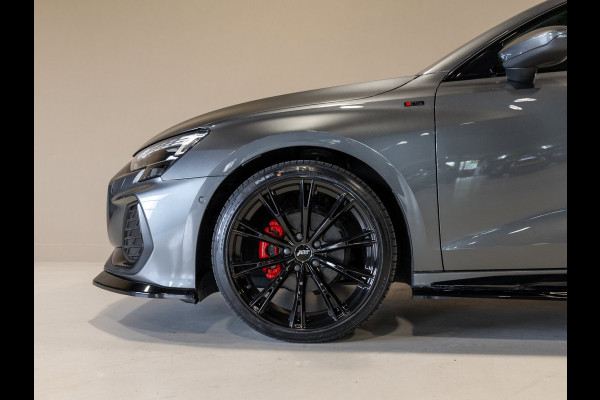 Audi A3 Sportback 35 TFSI S edition / 150pk / Maxton / Panorama dak / Sonos / Achteruitrij camera /