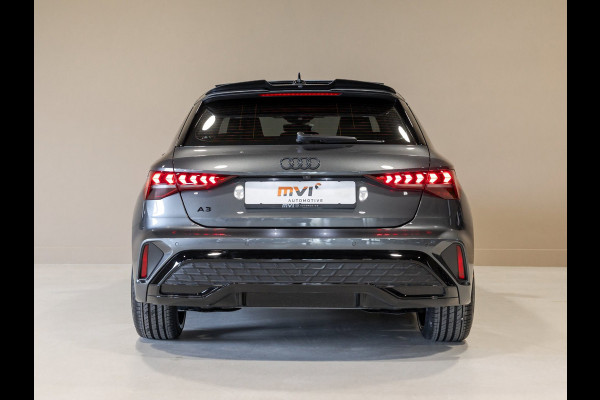 Audi A3 Sportback 35 TFSI S edition / 150pk / Maxton / Panorama dak / Sonos / Achteruitrij camera /