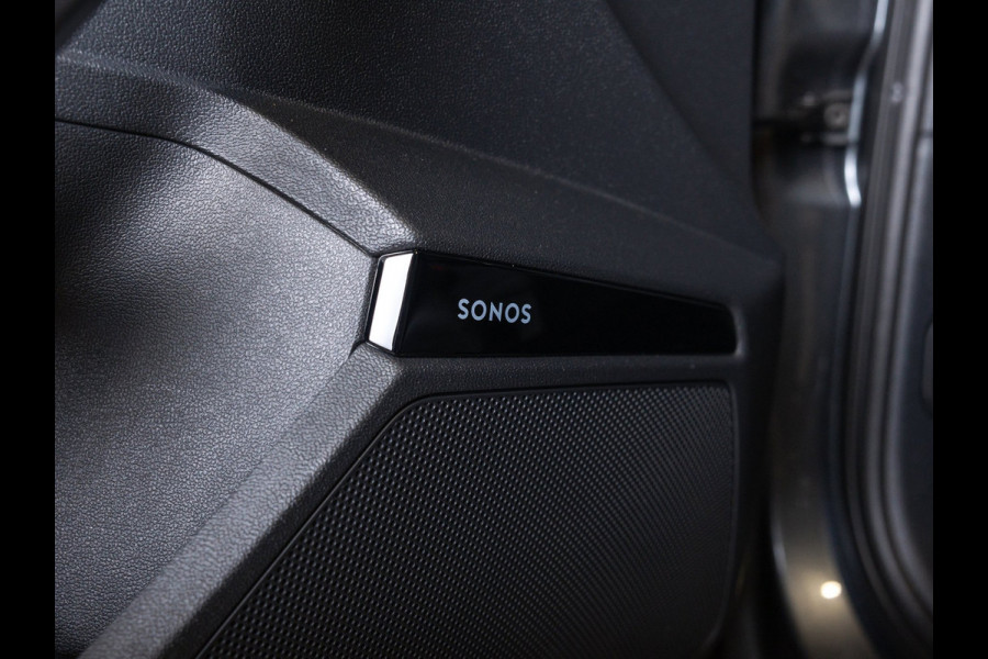 Audi A3 Sportback 35 TFSI S edition / 150pk / Maxton / Panorama dak / Sonos / Achteruitrij camera /