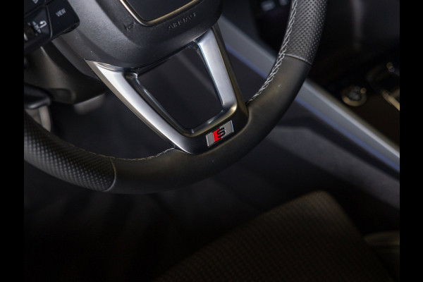 Audi A3 Sportback 35 TFSI S edition / 150pk / Maxton / Panorama dak / Sonos / Achteruitrij camera /