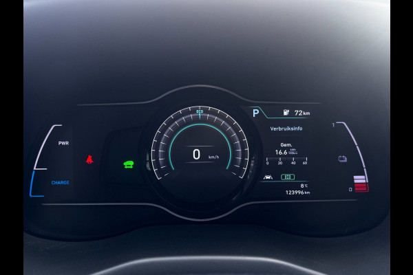 Hyundai Kona EV Comfort 64 kWh | 95% SOH | Trekhaak | Camera | Navigatie | Stoelverwarming |
