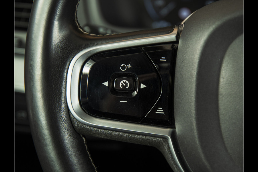 Volvo XC90 2.0 T8 Twin Engine AWD Momentum Pro 20" | TREKHAAK | CAMERA