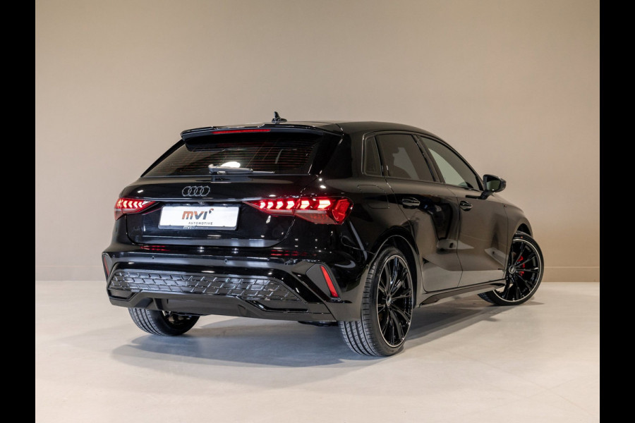Audi A3 Sportback 35 TFSI S edition / 150pk / Panorama dak / Sonos / Achteruitrij camera /