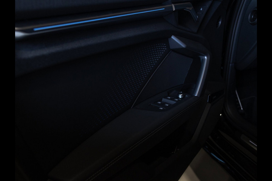 Audi A3 Sportback 35 TFSI S edition / 150pk / Panorama dak / Sonos / Achteruitrij camera /