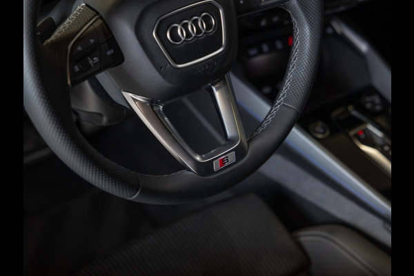 Audi A3 Sportback 35 TFSI S edition / 150pk / Panorama dak / Sonos / Achteruitrij camera /